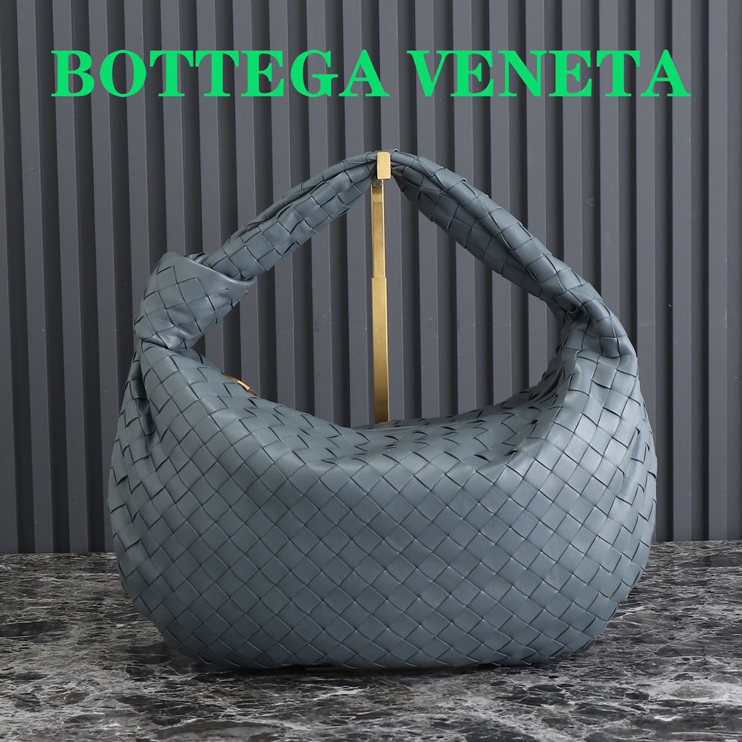 Bottega Veneta Hobo Bags